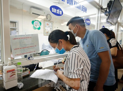 Vỡ mô hình bệnh viện tự chủ: Bài toán khó với bệnh viện công lập - Ảnh 3. Vỡ mô hình bệnh viện tự chủ: Bài toán khó với bệnh viện công lập - Ảnh 3.