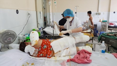 Tìm giải pháp ổn định nhân sự ngành Y tế - Ảnh 2. Tìm giải pháp ổn định nhân sự ngành Y tế - Ảnh 2.