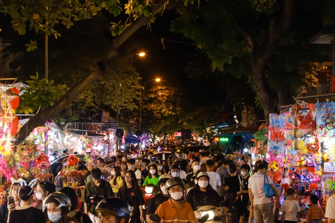 Các địa điểm vui chơi đêm ở Hà Nội không thể bỏ lỡ - Ảnh 12. Các địa điểm vui chơi đêm ở Hà Nội không thể bỏ lỡ - Ảnh 12.