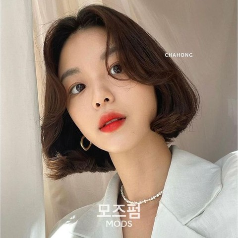 4 xu hướng tóc mùa thu 2022: Toàn kiểu trẻ trung, hợp nàng 30+ - Ảnh 8. 4 xu hướng tóc mùa thu 2022: Toàn kiểu trẻ trung, hợp nàng 30+ - Ảnh 8.