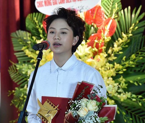Ánh Dương của Về Nhà Đi Con sau 3 năm: Ngoại hình thu hút, sự nghiệp đáng trông đợi - Ảnh 5. Ánh Dương của Về Nhà Đi Con sau 3 năm: Ngoại hình thu hút, sự nghiệp đáng trông đợi - Ảnh 5.