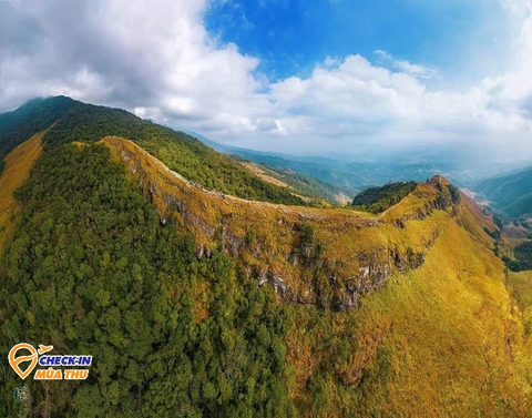 Ở Quảng Ninh có một vùng núi cheo leo, được mệnh danh là 1 trong những nơi khó đi nhất Việt Nam - Ảnh 9. Ở Quảng Ninh có một vùng núi cheo leo, được mệnh danh là 1 trong những nơi khó đi nhất Việt Nam - Ảnh 9.
