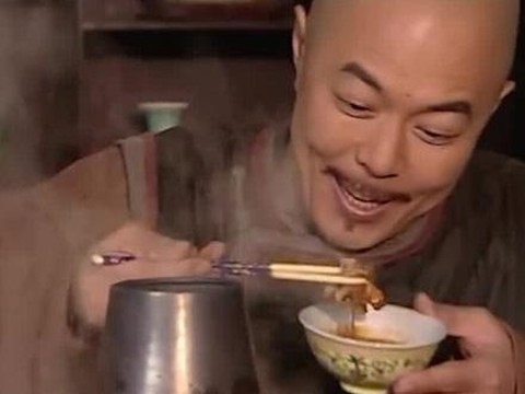 Sáng chế để đời duy nhất của Hòa Thân: Đến nay vẫn được dùng, ai cũng từng thấy qua một lần - Ảnh 12. Sáng chế để đời duy nhất của Hòa Thân: Đến nay vẫn được dùng, ai cũng từng thấy qua một lần - Ảnh 12.