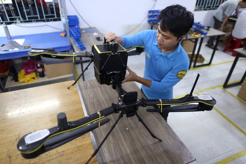 Người Việt chế tạo drone “mạnh nhất thế giới” nói về bí mật giúp Hàn Quốc giàu có và con đường đưa Việt Nam đến hùng cường- Ảnh 7. Người Việt chế tạo drone “mạnh nhất thế giới” nói về bí mật giúp Hàn Quốc giàu có và con đường đưa Việt Nam đến hùng cường- Ảnh 7.