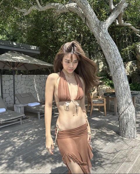 Mỹ nhân Thái Lan diện bikini thả dáng ở biển Ninh Thuận - Ảnh 14. Mỹ nhân Thái Lan diện bikini thả dáng ở biển Ninh Thuận - Ảnh 14.