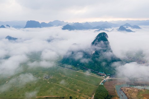 Có gì ở ngôi làng Việt Nam gần kỳ quan nổi tiếng, vừa được vinh danh là Làng du lịch tốt nhất thế giới? - Ảnh 2. Có gì ở ngôi làng Việt Nam gần kỳ quan nổi tiếng, vừa được vinh danh là Làng du lịch tốt nhất thế giới? - Ảnh 2.
