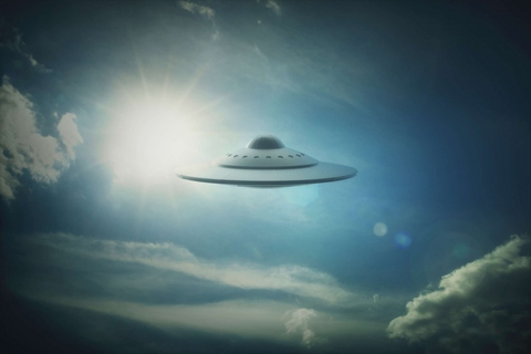 CIA đã thu hồi được 2 UFO còn nguyên vẹn - Ảnh 1. CIA đã thu hồi được 2 UFO còn nguyên vẹn - Ảnh 1.