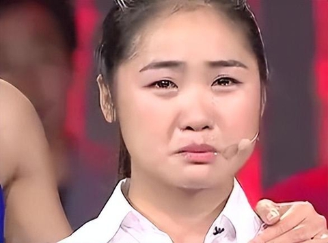 Chặng đường phi thường: Cô gái mất tay lúc 9 tuổi, từ người khiếm khuyết tới trở thành CEO trẻ ở tuổi 24 - Ảnh 3. Chặng đường phi thường: Cô gái mất tay lúc 9 tuổi, từ người khiếm khuyết tới trở thành CEO trẻ ở tuổi 24 - Ảnh 3.