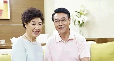 Bỏ tất cả để có sự nghiệp, cụ ông 70 cầm 23 tỷ đồng vẫn phải hối hận 1 điều khi nằm trên giường bệnh - Ảnh 1. Bỏ tất cả để có sự nghiệp, cụ ông 70 cầm 23 tỷ đồng vẫn phải hối hận 1 điều khi nằm trên giường bệnh - Ảnh 1.