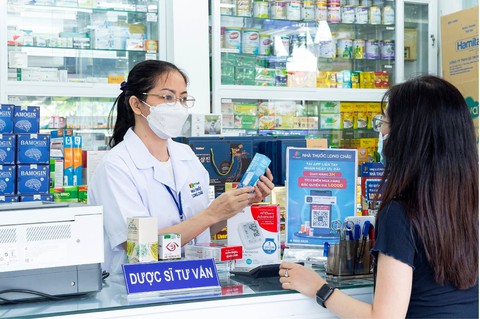Chủ tịch FPT Retail Nguyễn Bạch Điệp: 2023 khó khăn nhưng Long Châu sẽ tiếp tục mở rộng - Ảnh 7. Chủ tịch FPT Retail Nguyễn Bạch Điệp: 2023 khó khăn nhưng Long Châu sẽ tiếp tục mở rộng - Ảnh 7.