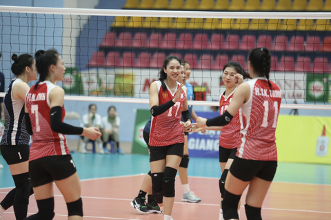 Chân dài làng bóng chuyền còn độc thân, sở hữu nét đẹp hoa khôi Kim Huệ cũng phải tấm tắc - Ảnh 7. Chân dài làng bóng chuyền còn độc thân, sở hữu nét đẹp hoa khôi Kim Huệ cũng phải tấm tắc - Ảnh 7.