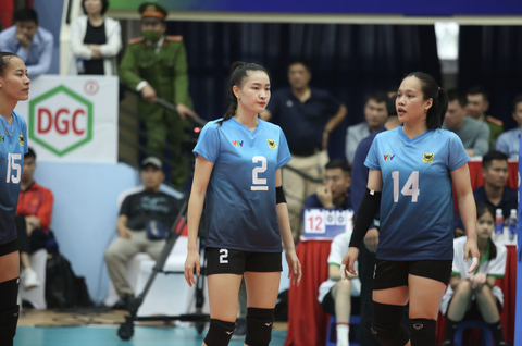 Chân dài làng bóng chuyền còn độc thân, sở hữu nét đẹp hoa khôi Kim Huệ cũng phải tấm tắc - Ảnh 6. Chân dài làng bóng chuyền còn độc thân, sở hữu nét đẹp hoa khôi Kim Huệ cũng phải tấm tắc - Ảnh 6.