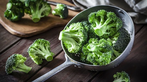 Một loại rau xanh là “lá chắn” ung thư - Ảnh 1. Một loại rau xanh là “lá chắn” ung thư - Ảnh 1.