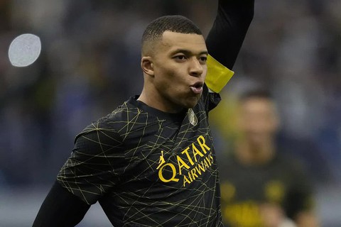 Mbappe sẽ nhận mức thưởng lớn nếu gắn bó với PSG đến năm 2025 - Ảnh 1. Mbappe sẽ nhận mức thưởng lớn nếu gắn bó với PSG đến năm 2025 - Ảnh 1.