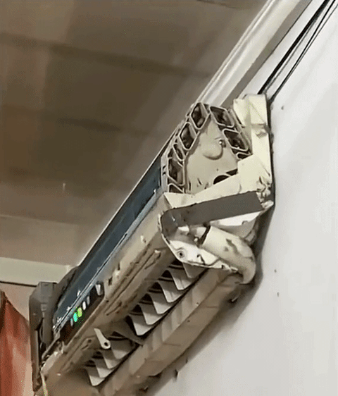 Điều hòa xuất hiện hiện tượng lạ khiến gia chủ giật mình: Tôi chưa từng thấy điều này bao giờ - Ảnh 1. Điều hòa xuất hiện hiện tượng lạ khiến gia chủ giật mình: Tôi chưa từng thấy điều này bao giờ - Ảnh 1.
