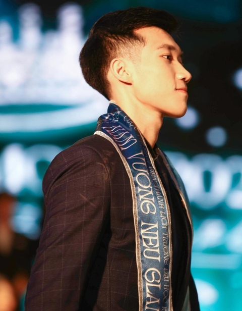 Nam vương trường Đại học Kinh tế Quốc dân: Tôi từng rất sợ đứng trước đám đông - Ảnh 7. Nam vương trường Đại học Kinh tế Quốc dân: Tôi từng rất sợ đứng trước đám đông - Ảnh 7.