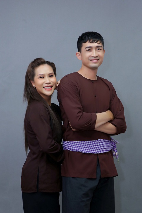 Ca sĩ Hồng Mơ: Khi còn trẻ, mình yêu cuồng nhiệt và hay chấp nhặt - Ảnh 1. Ca sĩ Hồng Mơ: Khi còn trẻ, mình yêu cuồng nhiệt và hay chấp nhặt - Ảnh 1.