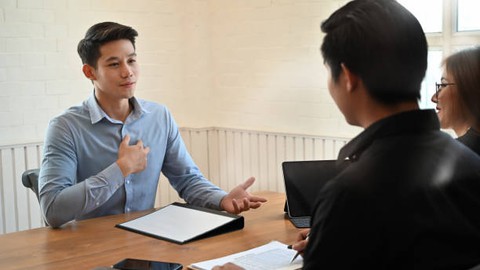 Nhà tuyển dụng sốc với loạt yêu cầu của thực tập sinh trẻ: Muốn lương 14 triệu đồng nhưng chỉ làm việc 5 tiếng/ngày để theo đuổi lý tưởng riêng - Ảnh 2. Nhà tuyển dụng sốc với loạt yêu cầu của thực tập sinh trẻ: Muốn lương 14 triệu đồng nhưng chỉ làm việc 5 tiếng/ngày để theo đuổi lý tưởng riêng - Ảnh 2.