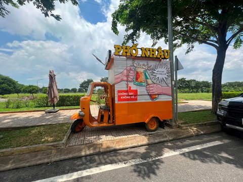 Làn sóng trả mặt bằng tại Tp.HCM: “Kinh doanh ế ẩm, giá thuê 7 triệu mỗi tháng tôi cũng khó kham nổi” - Ảnh 12. Làn sóng trả mặt bằng tại Tp.HCM: “Kinh doanh ế ẩm, giá thuê 7 triệu mỗi tháng tôi cũng khó kham nổi” - Ảnh 12.