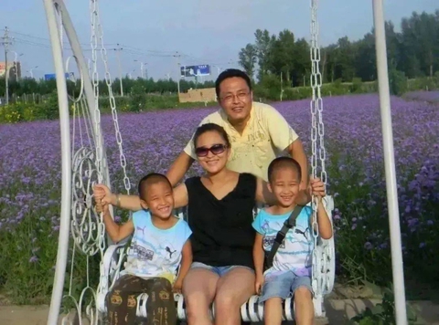 Nỗ lực phi thường, nam sinh bại não thi đỗ vào trường Đại học Thanh Hoa với số điểm khủng - Ảnh 3. Nỗ lực phi thường, nam sinh bại não thi đỗ vào trường Đại học Thanh Hoa với số điểm khủng - Ảnh 3.
