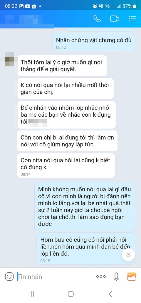 Xôn xao vụ phụ huynh xin cho con nghỉ học vì gãy tay, cô giáo nhắn: Không ưng lớp này thì xin chuyển lớp khác?- Ảnh 3. Xôn xao vụ phụ huynh xin cho con nghỉ học vì gãy tay, cô giáo nhắn: Không ưng lớp này thì xin chuyển lớp khác?- Ảnh 3.
