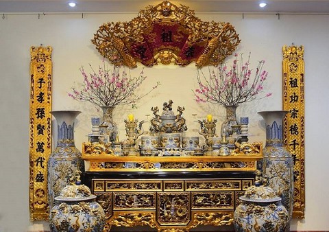 Một vật phẩm trên ban thờ không được đặt trước mặt bát hương, phải vệ sinh đúng cách: Bạn biết không?- Ảnh 1. Một vật phẩm trên ban thờ không được đặt trước mặt bát hương, phải vệ sinh đúng cách: Bạn biết không?- Ảnh 1.