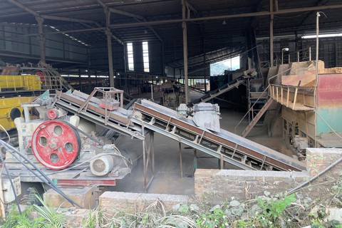 Cận cảnh mỏ đất trái phép khiến một giám đốc công ty ở Hòa Bình bị bắt tạm giam- Ảnh 10. Cận cảnh mỏ đất trái phép khiến một giám đốc công ty ở Hòa Bình bị bắt tạm giam- Ảnh 10.