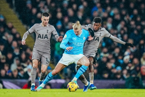 Bốc thăm vòng 4 FA Cup: MU và Liverpool "dễ thở", Man City đại chiến Tottenham- Ảnh 1. Bốc thăm vòng 4 FA Cup: MU và Liverpool "dễ thở", Man City đại chiến Tottenham- Ảnh 1.