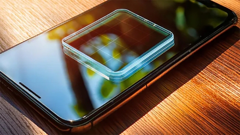 Smartphone có thể tự sạc pin bằng năng lượng mặt trời từ pin mặt trời trong suốt - Ảnh 1. Smartphone có thể tự sạc pin bằng năng lượng mặt trời từ pin mặt trời trong suốt - Ảnh 1.