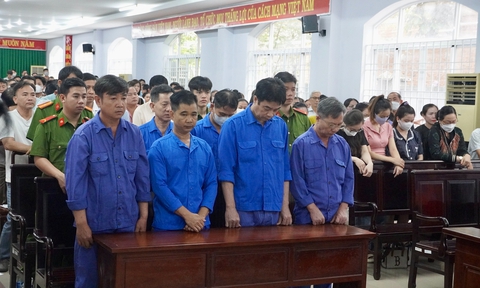 Bà Rịa - Vũng Tàu Tuyên án vụ hối lộ Thanh tra giao thông - Ảnh 1. Bà Rịa - Vũng Tàu Tuyên án vụ hối lộ Thanh tra giao thông - Ảnh 1.