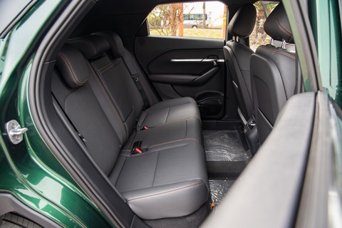 Điểm mặt loạt SUV quốc dân thế hệ mới tại Việt Nam: Toàn xe đứng top đầu doanh số, bộ đôi VinFast vừa ẵm về 4 giải thưởng lớn- Ảnh 6. Điểm mặt loạt SUV quốc dân thế hệ mới tại Việt Nam: Toàn xe đứng top đầu doanh số, bộ đôi VinFast vừa ẵm về 4 giải thưởng lớn- Ảnh 6.