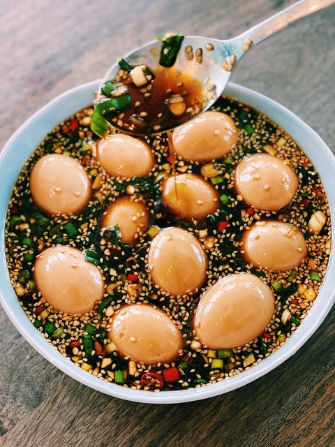 Chưa bao giờ làm trứng gà ngâm tương dễ và ngon đến thế - Ảnh 5. Chưa bao giờ làm trứng gà ngâm tương dễ và ngon đến thế - Ảnh 5.