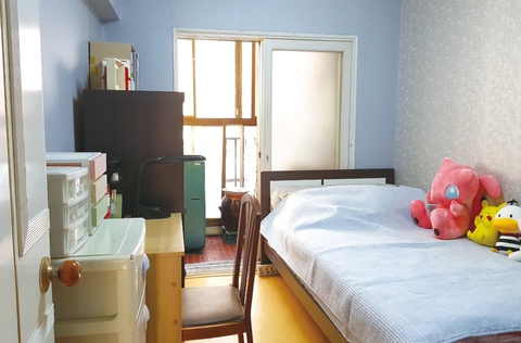 Bức ảnh phòng ngủ của mẹ suốt 3 năm con trai đi vắng khiến anh không dám đưa người yêu về ra mắt- Ảnh 5. Bức ảnh phòng ngủ của mẹ suốt 3 năm con trai đi vắng khiến anh không dám đưa người yêu về ra mắt- Ảnh 5.