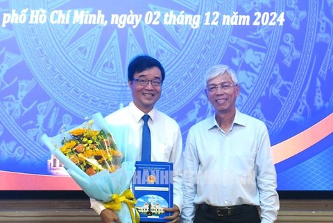 UBND TPHCM bổ nhiệm Lương Văn Nhiền làm Phó Chủ nhiệm - Ảnh 1. UBND TPHCM bổ nhiệm Lương Văn Nhiền làm Phó Chủ nhiệm - Ảnh 1.