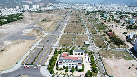 Tận thấy 3 dự án tai tiếng liên quan Tập đoàn Phúc Sơn ở Nha Trang- Ảnh 9. Tận thấy 3 dự án tai tiếng liên quan Tập đoàn Phúc Sơn ở Nha Trang- Ảnh 9.