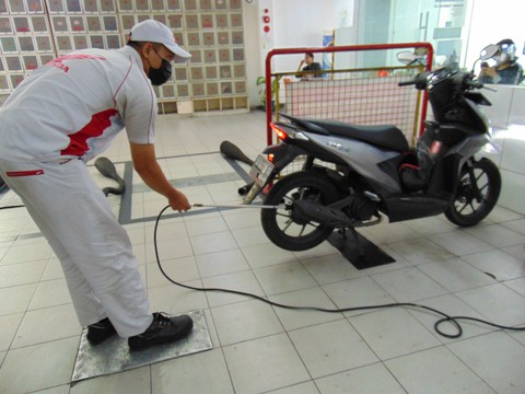 Quy định kiểm định khí thải xe máy từ 2025: Lịch trình và chi phí - Ảnh 2. Quy định kiểm định khí thải xe máy từ 2025: Lịch trình và chi phí - Ảnh 2.