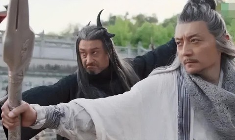 Một nhân vật trong Ỷ Thiên Đồ Long Ký thường được so với Trương Tam Phong nhưng thường xuyên bại trận- Ảnh 3. Một nhân vật trong Ỷ Thiên Đồ Long Ký thường được so với Trương Tam Phong nhưng thường xuyên bại trận- Ảnh 3.