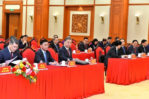 Trao Quyết định của Bộ Chính trị về chức năng, nhiệm vụ của 13 cơ quan, đơn vị- Ảnh 4. Trao Quyết định của Bộ Chính trị về chức năng, nhiệm vụ của 13 cơ quan, đơn vị- Ảnh 4.