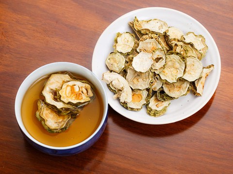 Nước nóng cho thêm 3 thứ này sẽ rất tốt cho sức khoẻ- Ảnh 1. Nước nóng cho thêm 3 thứ này sẽ rất tốt cho sức khoẻ- Ảnh 1.