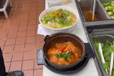 Bà chủ nhà hàng Việt “top đầu nước Mỹ” chia sẻ bí kíp làm giàu: Nương dựa vào một nguyên liệu bí mật- Ảnh 6. Bà chủ nhà hàng Việt “top đầu nước Mỹ” chia sẻ bí kíp làm giàu: Nương dựa vào một nguyên liệu bí mật- Ảnh 6.