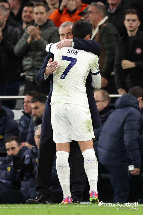 Thầy ở Tottenham bênh vực Son Heung-min sau vụ ẩu đả chấn động ở đội tuyển Hàn Quốc: Thầy ở Tottenham bênh vực Son Heung-min sau vụ ẩu đả chấn động ở đội tuyển Hàn Quốc: