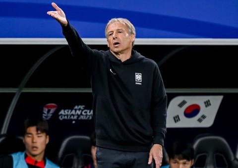 Sa thải Klinsmann, LĐBĐ Hàn Quốc cầu viện các HLV từng thành công ở Việt Nam- Ảnh 2. Sa thải Klinsmann, LĐBĐ Hàn Quốc cầu viện các HLV từng thành công ở Việt Nam- Ảnh 2.