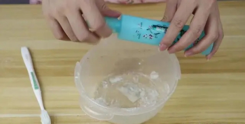 Tôi mới biết rằng giặt ga trải giường cần cho thêm một bát nước, ga dù bẩn hay cũ vẫn có thể giặt sạch- Ảnh 2. Tôi mới biết rằng giặt ga trải giường cần cho thêm một bát nước, ga dù bẩn hay cũ vẫn có thể giặt sạch- Ảnh 2.