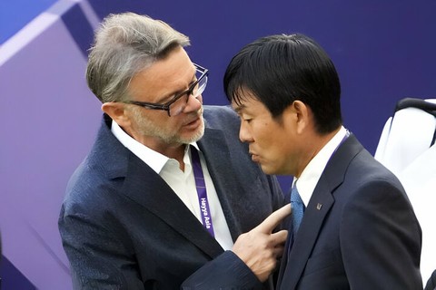 HLV Troussier: Tuyển Iran không hay, Nhật Bản tự thua- Ảnh 1. HLV Troussier: Tuyển Iran không hay, Nhật Bản tự thua- Ảnh 1.