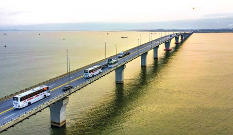Cầu vượt biển 8.711 tỷ đồng ở Việt Nam, dài top Đông Nam Á sẽ là một phần của tuyến đường sắt 8,4 tỷ USD? - Ảnh 3.