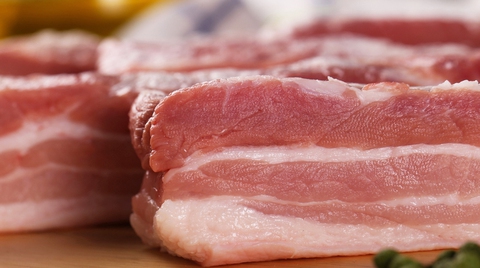 Đừng dại mà chần thịt, đây mới là cách làm đúng để loại bỏ độc tố của thịt lợn mua ngoài chợ- Ảnh 1. Đừng dại mà chần thịt, đây mới là cách làm đúng để loại bỏ độc tố của thịt lợn mua ngoài chợ- Ảnh 1.