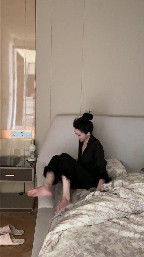 Cận cảnh nhà riêng của “phú bà” Đào Hỷ Nhi: Penthouse ở khu biệt lập, là của hồi môn được bố tặng khi lấy chồng- Ảnh 13. Cận cảnh nhà riêng của “phú bà” Đào Hỷ Nhi: Penthouse ở khu biệt lập, là của hồi môn được bố tặng khi lấy chồng- Ảnh 13.