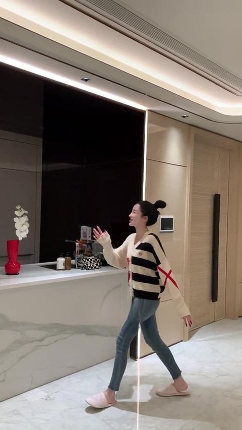Cận cảnh nhà riêng của “phú bà” Đào Hỷ Nhi: Penthouse ở khu biệt lập, là của hồi môn được bố tặng khi lấy chồng- Ảnh 8. Cận cảnh nhà riêng của “phú bà” Đào Hỷ Nhi: Penthouse ở khu biệt lập, là của hồi môn được bố tặng khi lấy chồng- Ảnh 8.