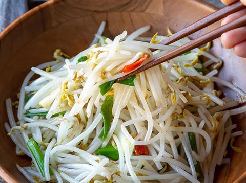 Loại rau trắng nõn, giòn ngọt chỉ vài nghìn cả túi nhưng là “mỏ” protein, hạ đường huyết, tốt cho tim mạch và sinh lý- Ảnh 2.