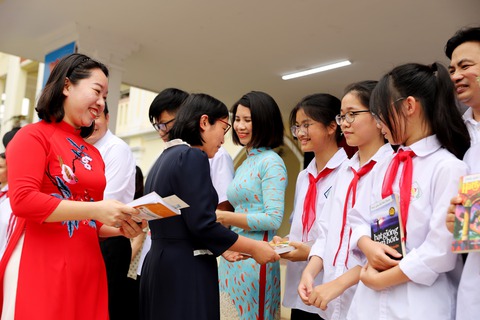 Món quá quý giá nhất dành cho học sinh Hải Dương- Ảnh 2. Món quá quý giá nhất dành cho học sinh Hải Dương- Ảnh 2.